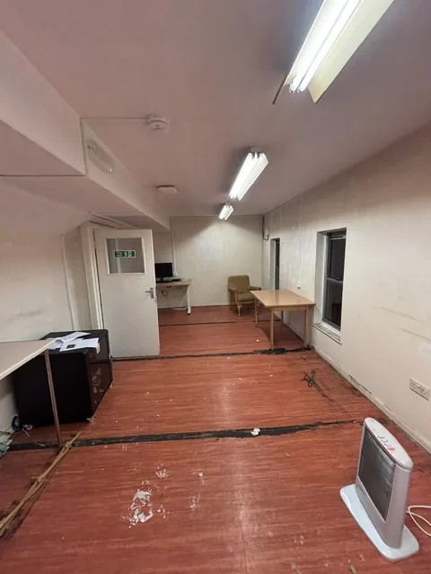 Asbestos artex removal from plasterboard walls in Hammersmith