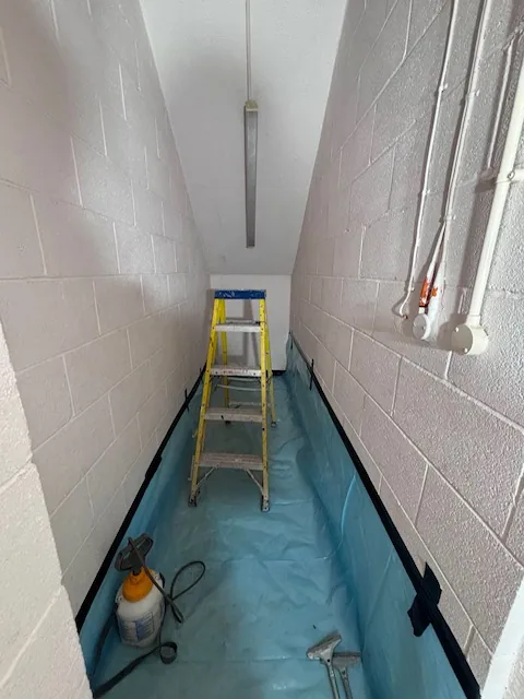 HSE-licensed asbestos gasket strip-out in W6